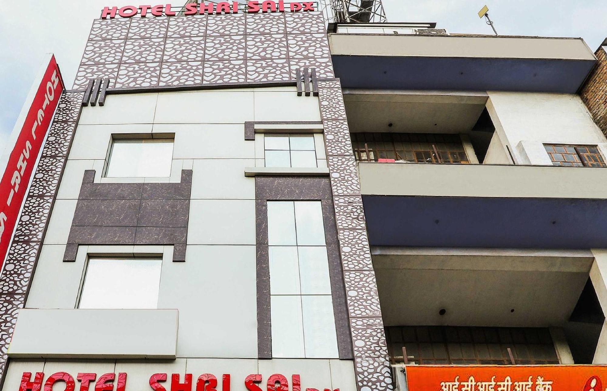 OYO 28373 Hotel Shri Sai Delhi  Buitenkant foto