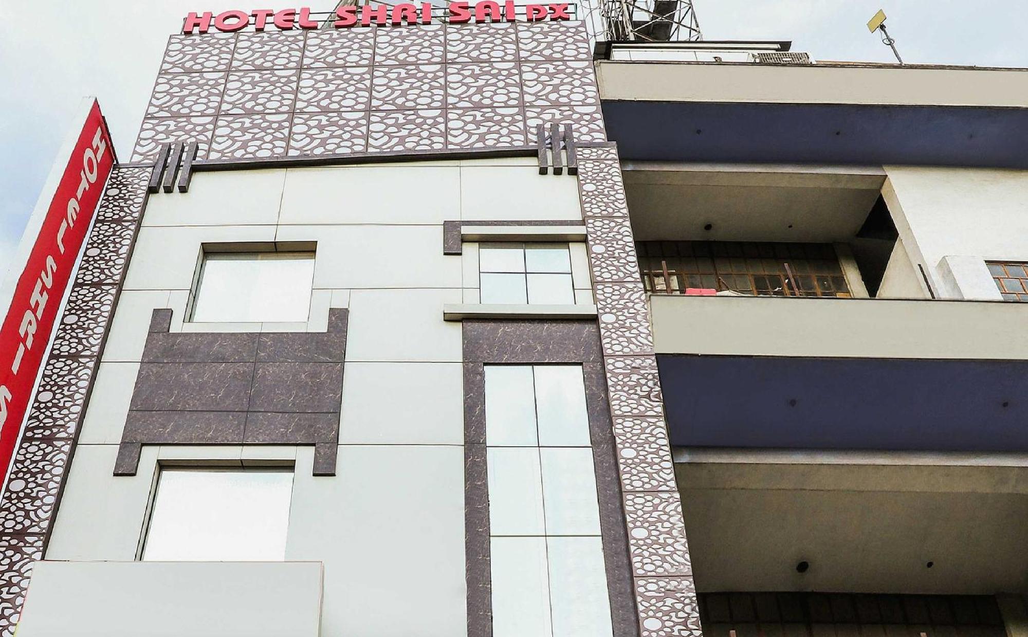 OYO 28373 Hotel Shri Sai Delhi  Buitenkant foto