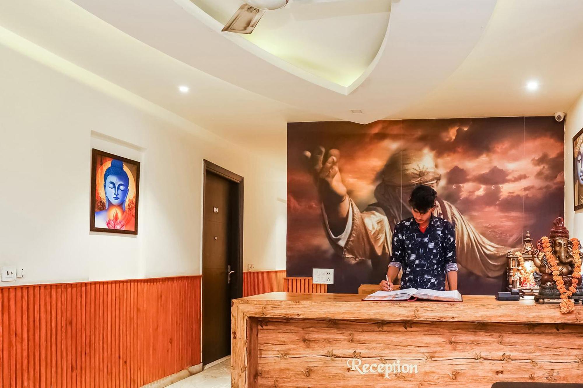OYO 28373 Hotel Shri Sai Delhi  Buitenkant foto